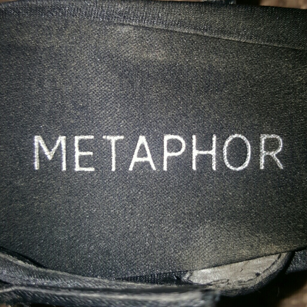 Metaphor pups - Picture 3 of 4